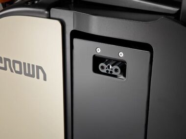 MECHANIZM WYSUWANIA BATERII TRAKCYJNEJ